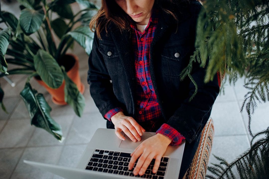 The Out-of-Office Reply Says More About You Than You Think